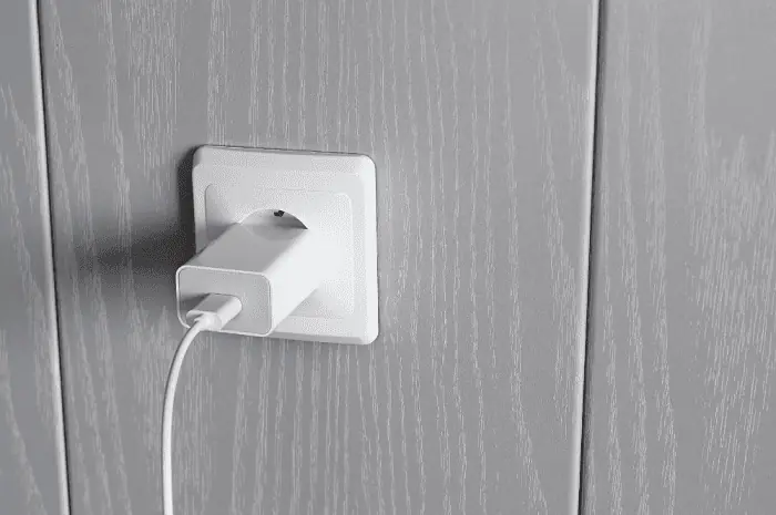 Use Wall USB Charger to charge Fitbit without charger