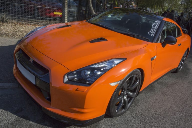 1662522692915 the nissan skyline gt r is a 4 wheel drive sports car with a twin turbo v6 engine 545bhp t20 LAErpz.jpg