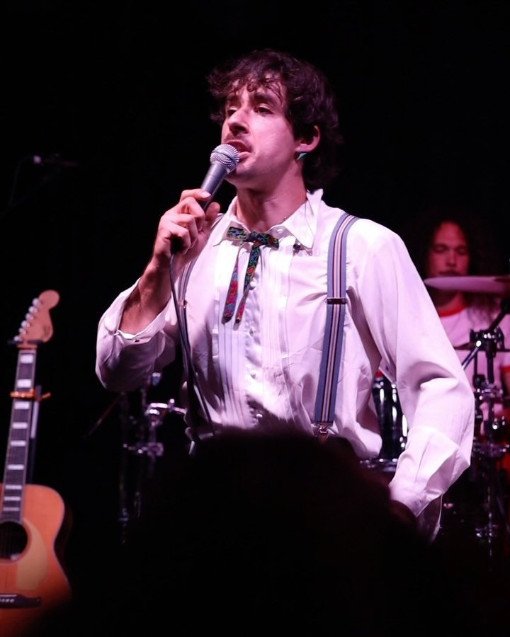 Gojo Height Revealed: How Tall Is Satoru Gojo?